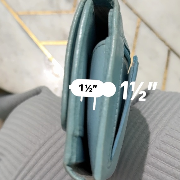 HOBO Light Blue Leather Wallet - Picture 13 of 13